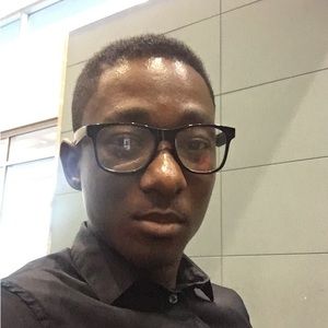 Meet your Posher, Shola